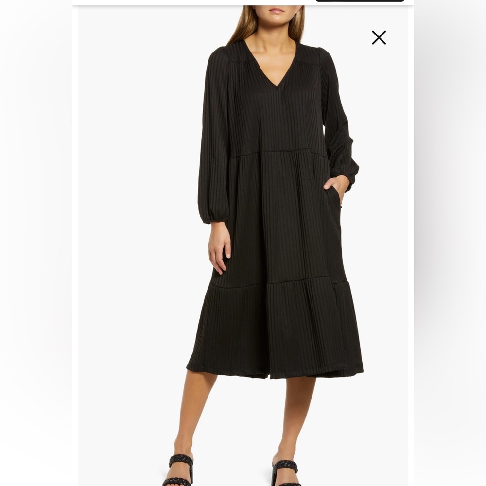 NWOT Lost + Wander Night after Night Long Sleeve Rib
Dress in Black SZ M